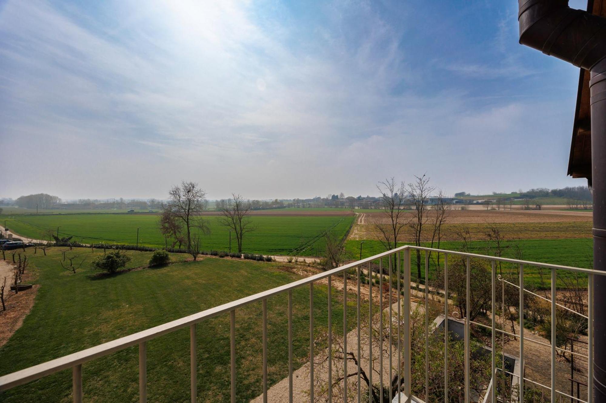 Florario B&B Chieri Bagian luar foto
